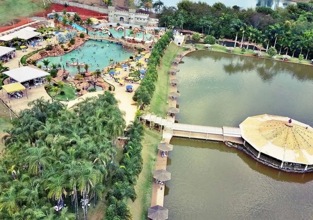 Três Ilhas Acqua Park em Goiás